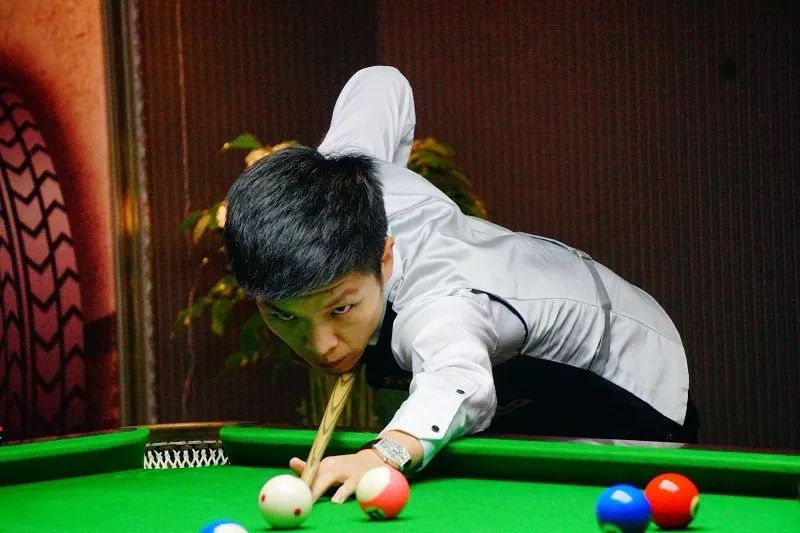 坚如磐石 坚如磐石