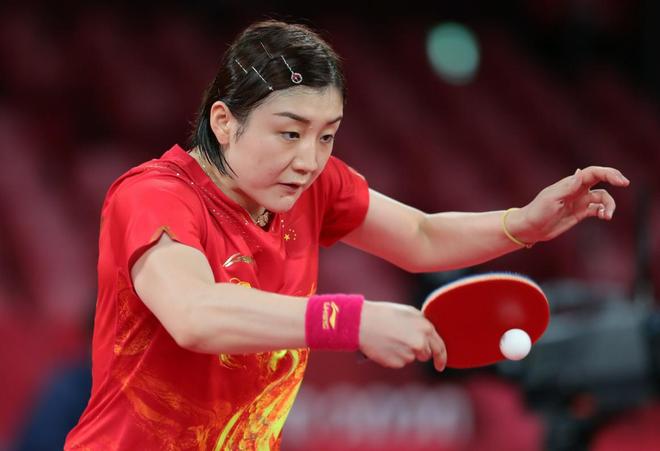 队呈现出强 队呈现出强