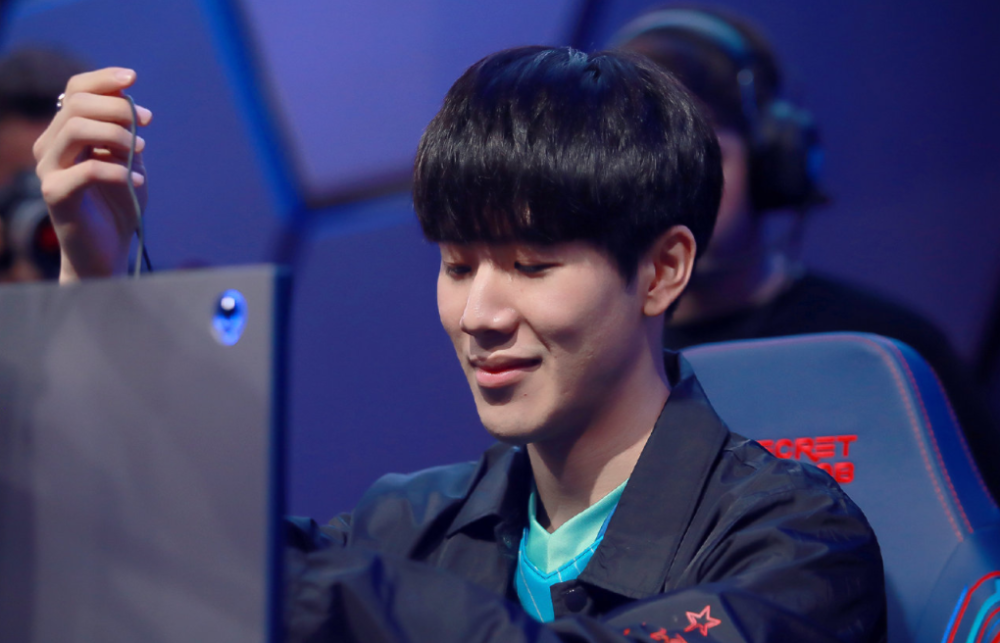 提前7轮锁 提前7轮锁