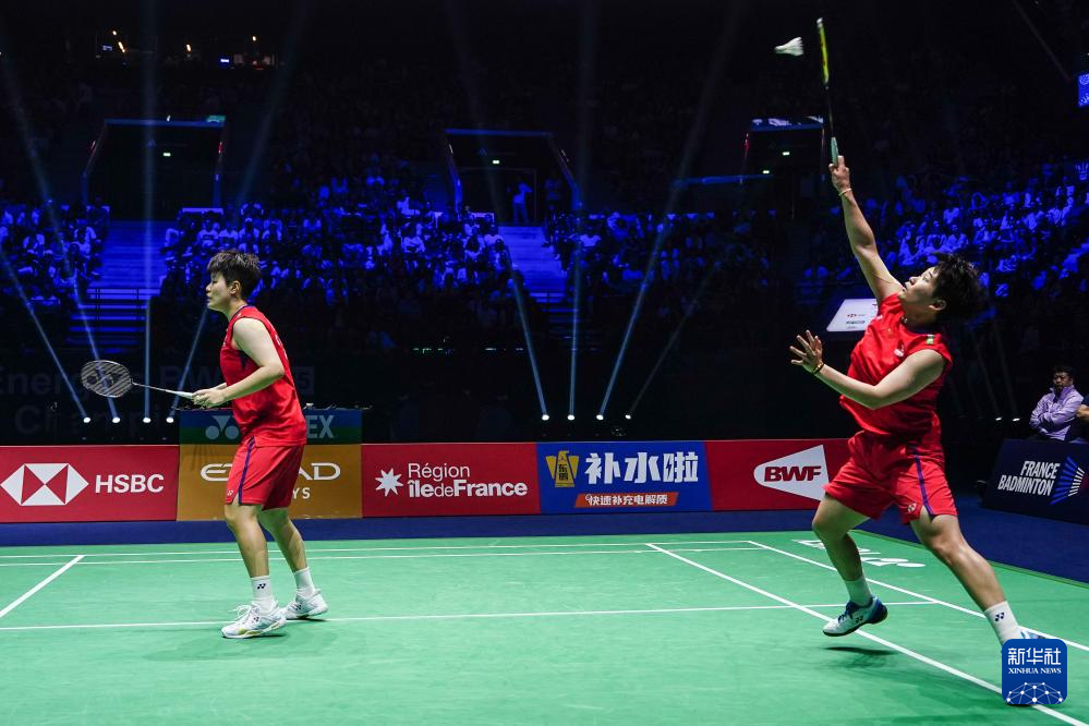 受背部和肩 受背部和肩