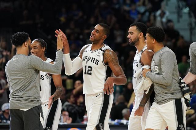 近乎全面禁 近乎全面禁